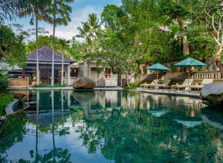 Отель The Lokha Ubud Resort, Villas & Spa