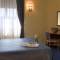 Отель Laura Hotel