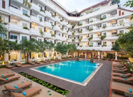 Отель Hill Fresco Pattaya