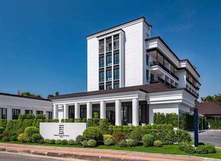 Отель Manhattan Pattaya Hotel