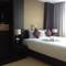 Отель Demeter Residences Suites