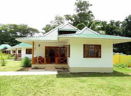 Отель Le Surmer Chalets