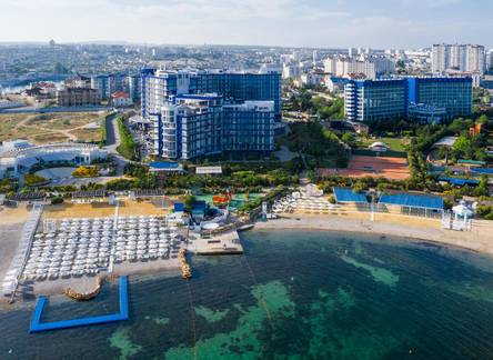 Отель Aquamarine Resort & SPA