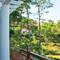 Отель Tuan Chau Island Holiday Villa Halong Bay