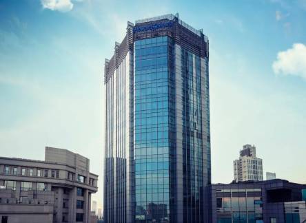 Отель Howard Johnson Huaihai Hotel