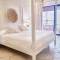 Отель Grecotel Plaza Beach House