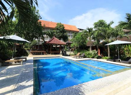 Отель Ayu Lili Garden Hotel Kuta