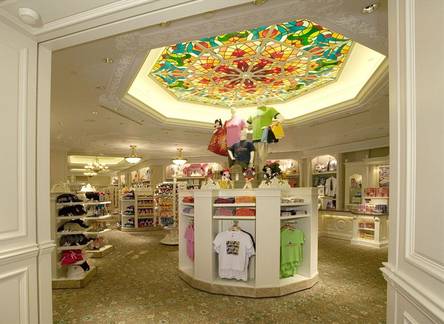 Отель Hong Kong Disneyland
