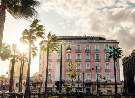 Отель Paradise Inn Le Metropole