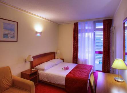 Отель Solaris Beach Hotel Niko