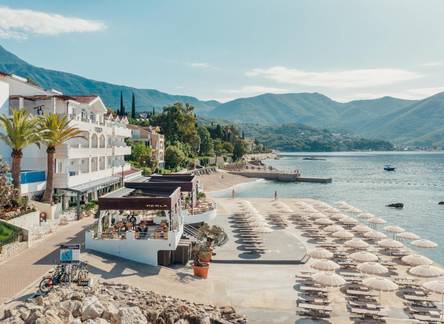 Отель Perla Hotel