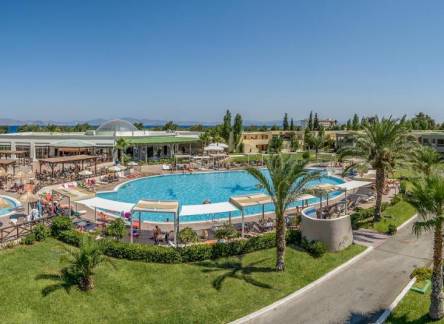 Отель Kipriotis Maris Suites Hotel
