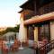 Отель Koni Village Hotel Apartments