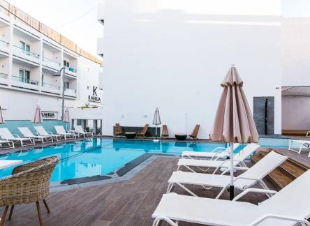 Отель Kahlua Sea View Suites