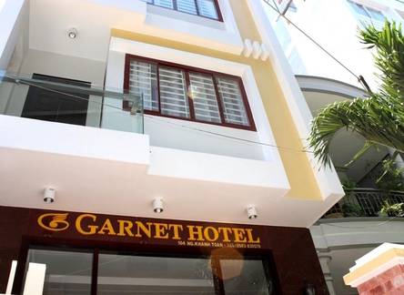 Отель Garnet Hotel
