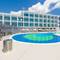 Отель River Rock Hotel