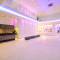 Отель River Rock Hotel