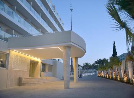 Отель Sunrise Gardens Hotel
