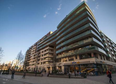 Отель Corvin Center Suites