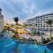 Отель Palace Resort Yalong Bay