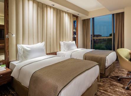 Отель Holiday Inn Antalya - Lara