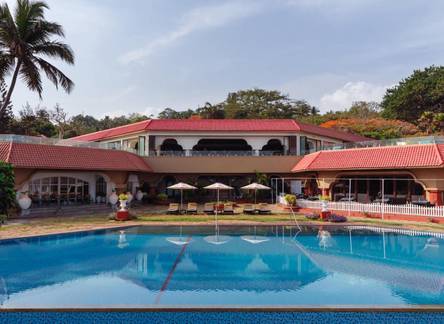 Отель Taj Fort Aguada Resort & Spa