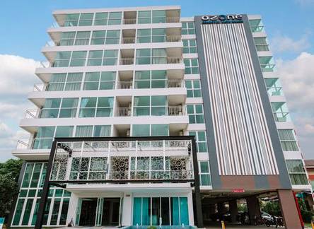 Отель Ozone Condotel Kata Beach