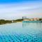 Отель Ozone Condotel Kata Beach