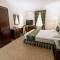 Отель Sharq Hotel