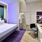Отель YOTEL Singapore Orchard Road
