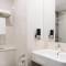 Отель Hotel Traveltine