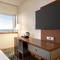 Отель Ramada by Wyndham Lisbon