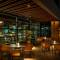 Отель DoubleTree by Hilton Dubai - Business Bay