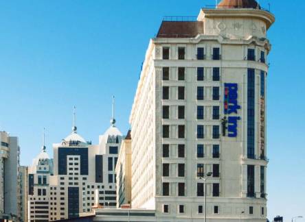 Отель Park Inn by Radisson Hotel Astana