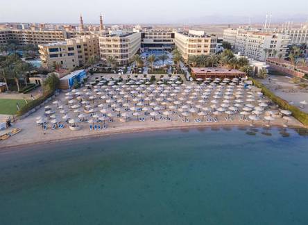 Отель AMC Royal Hotel