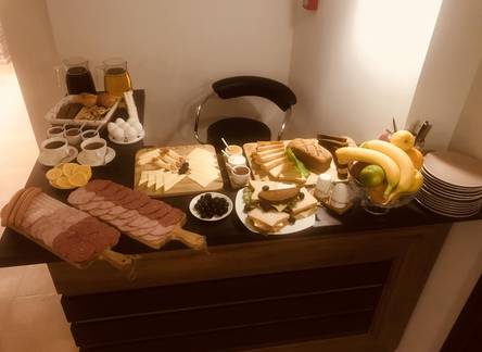 Отель Hotel Reverence