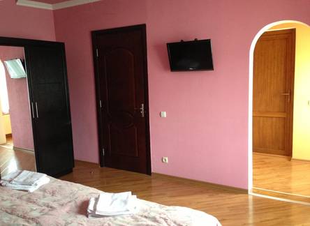 Отель Hotel Isaka