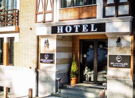 Отель Milano Palace