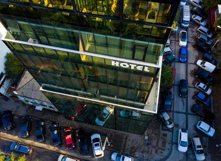 Отель Hotel Green Glass