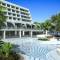 Отель Parklane a Luxury Collection Resort & SPA