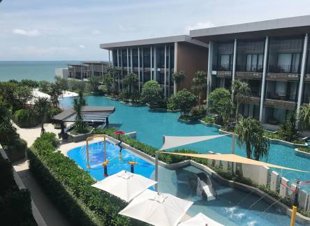 Отель Renaissance Pattaya Resort & Spa