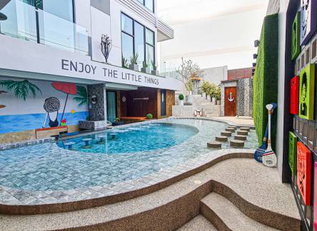 Отель OneLoft Hotel