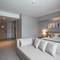 Отель Oakwood Hotel JourneyHub Phuket