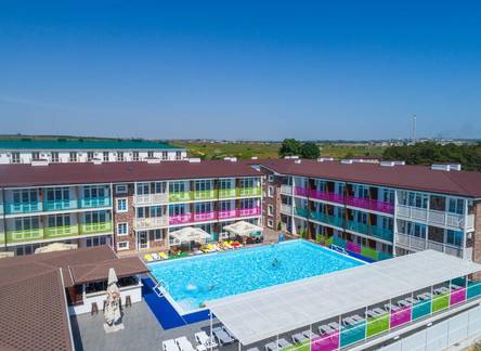 Отель Sea Breeze Resort
