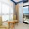 Отель Roda Beach Resort