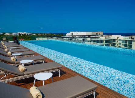 Отель The Reef 28
