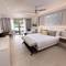 Отель Hideaway at Royalton Riviera Cancun All Inclusive-Adults Only