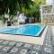 Отель Villa De White Sambur