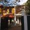 Отель Villa De White Sambur