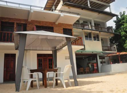Отель Wave Beach Resort Unawatuna